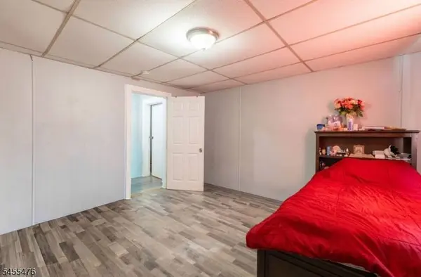300 1St Ave, Elizabeth City, NJ 07206