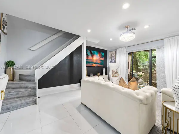 10942 W Sample Rd, Coral Springs, FL 33065