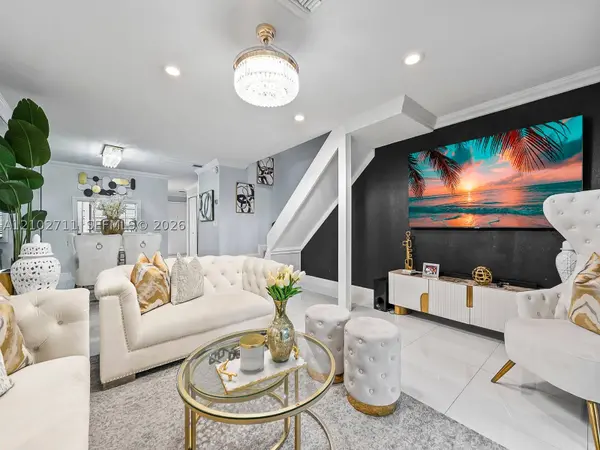 10942 W Sample Rd, Coral Springs, FL 33065