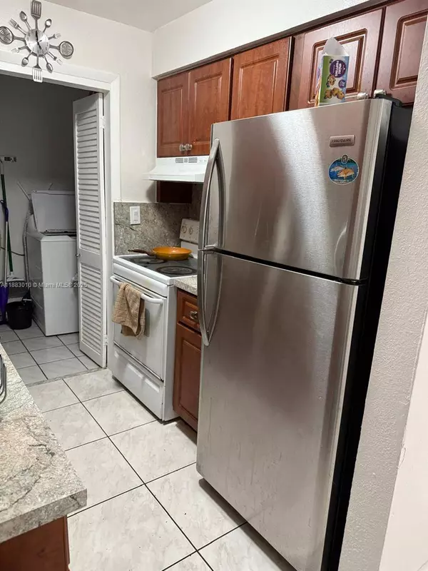 824 SW 12th Ct #824, Fort Lauderdale, FL 33315