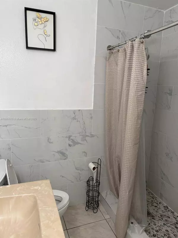 824 SW 12th Ct #824, Fort Lauderdale, FL 33315