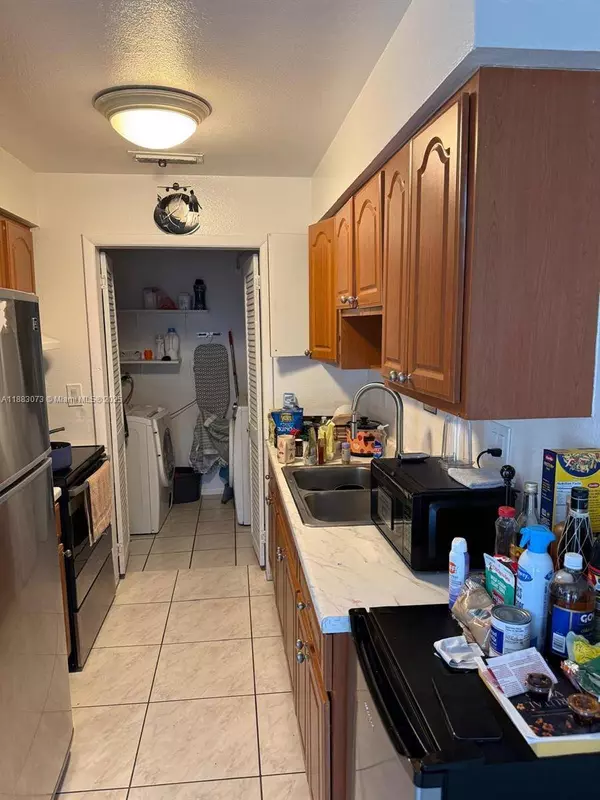 826 SW 12th Ct #1, Fort Lauderdale, FL 33315