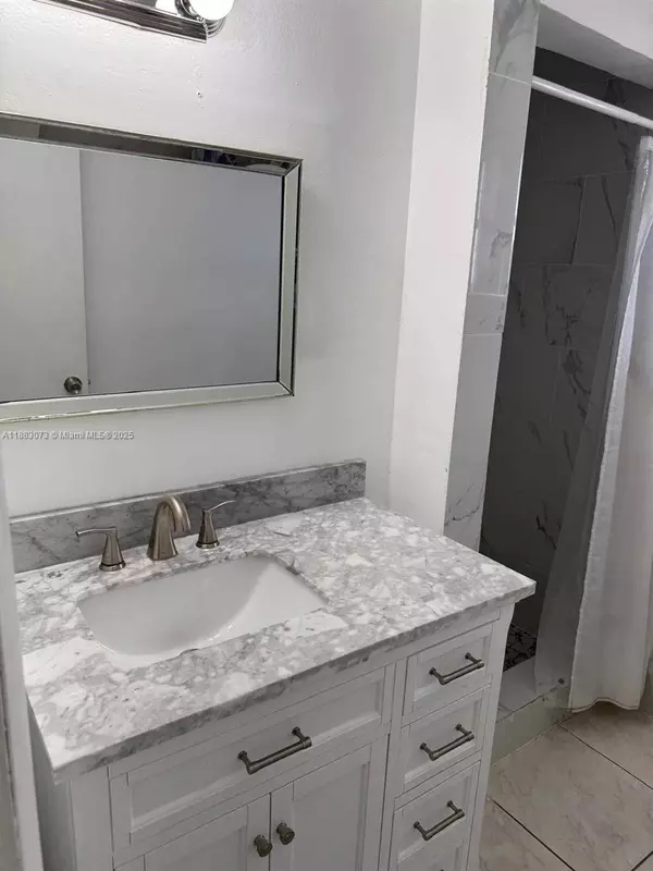 826 SW 12th Ct #1, Fort Lauderdale, FL 33315