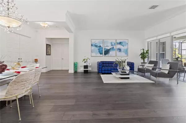 1046 SW 159th Way, Pembroke Pines, FL 33027