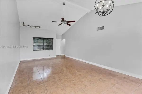 7045 W Sunrise Blvd #7045, Plantation, FL 33313
