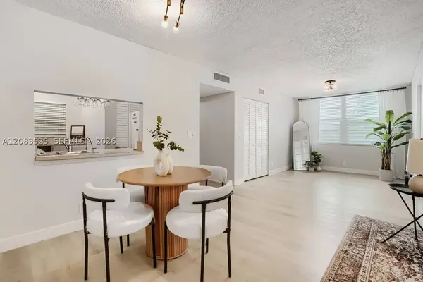 9311 Orange Grove Dr #316, Davie, FL 33324