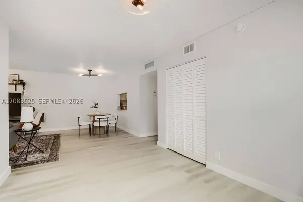 9311 Orange Grove Dr #316, Davie, FL 33324