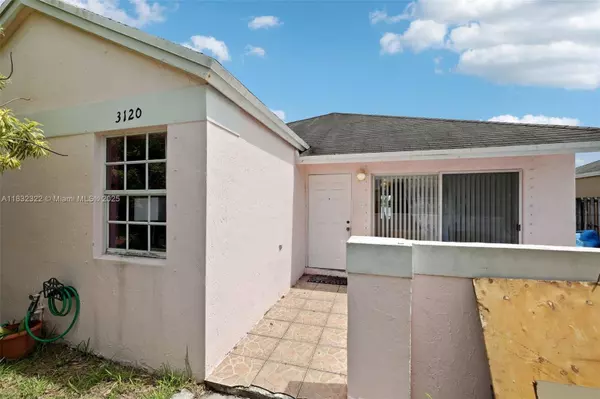 3120 NW 203rd Ter, Miami Gardens, FL 33056