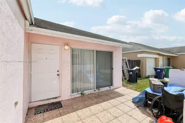 3120 NW 203rd Ter, Miami Gardens, FL 33056