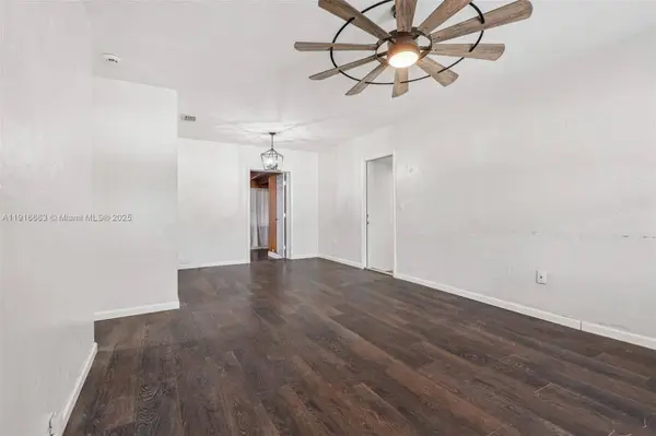 6230 E 2nd Ave, Hialeah, FL 33013