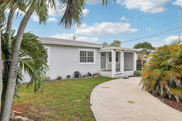 6230 E 2nd Ave, Hialeah, FL 33013
