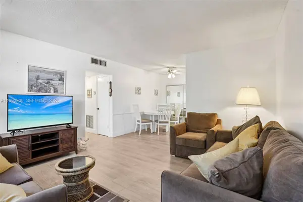 310 S Cypress Rd #730, Pompano Beach, FL 33060