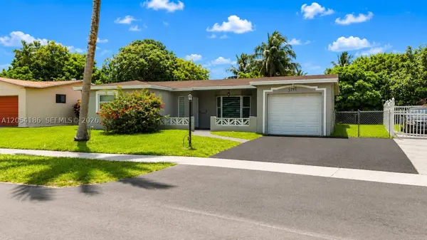 3192 NW 40th Ct, Lauderdale Lakes, FL 33309