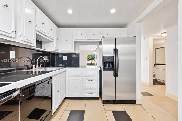 8605 W Sample Rd #210