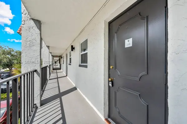 8605 W Sample Rd #210, Coral Springs, FL 33065