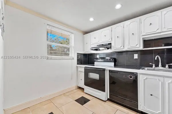 8605 W Sample Rd #210, Coral Springs, FL 33065