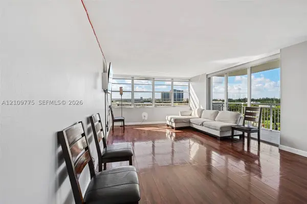 18011 Biscayne Blvd #705, Aventura, FL 33160