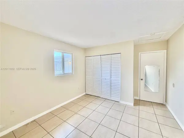 2401 NW 82nd St #2403, Miami, FL 33147