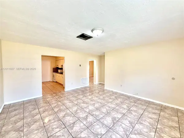 1970 NW 104th St #1970, Miami, FL 33147