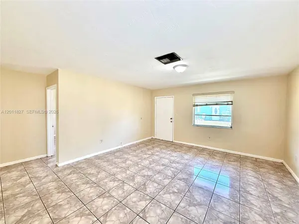 1970 NW 104th St #1970, Miami, FL 33147