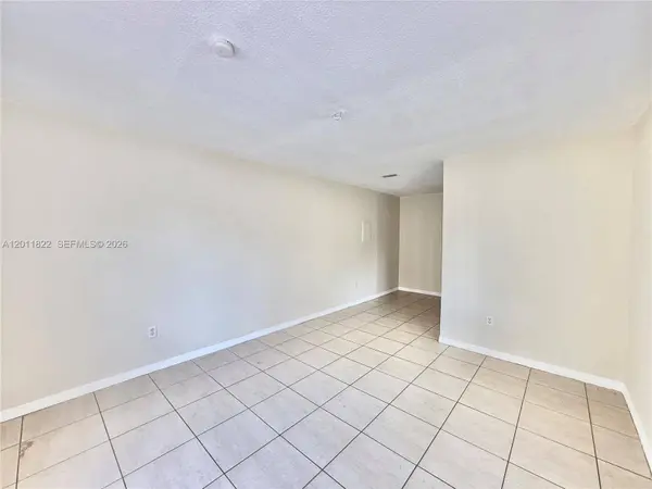 2401 NW 82nd St #2403, Miami, FL 33147