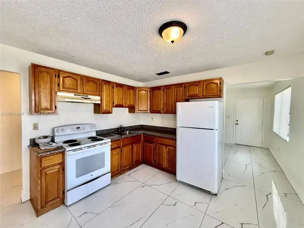 950 NW 109th St #950, Miami, FL 33168