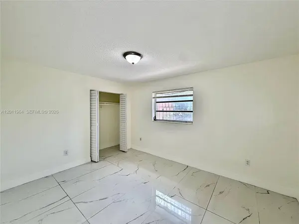 950 NW 109th St #950, Miami, FL 33168