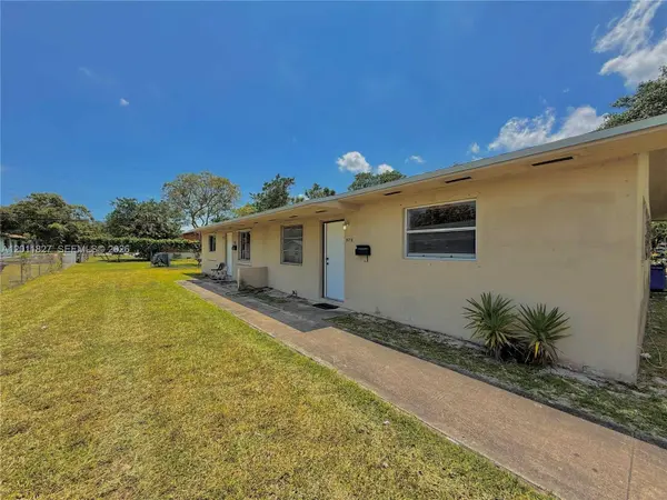1970 NW 104th St #1970, Miami, FL 33147