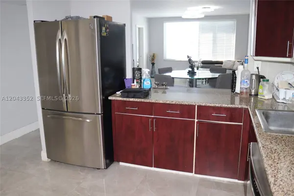1150 NE 191st St #37, Miami, FL 33179