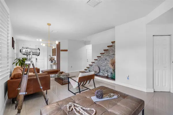 24806 SW 118th Ave, Homestead, FL 33032