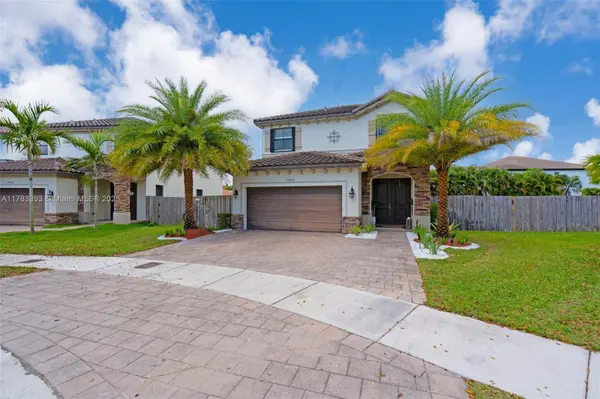 24806 SW 118th Ave, Homestead, FL 33032