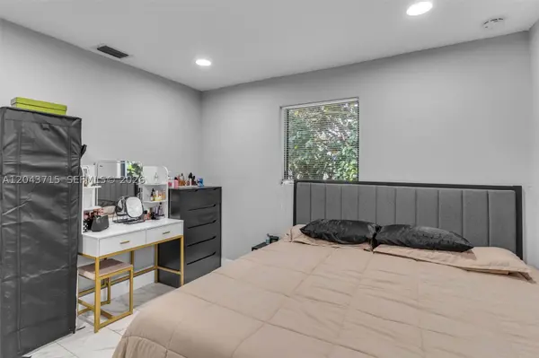 15100 NE 14th Ct, North Miami Beach, FL 33162
