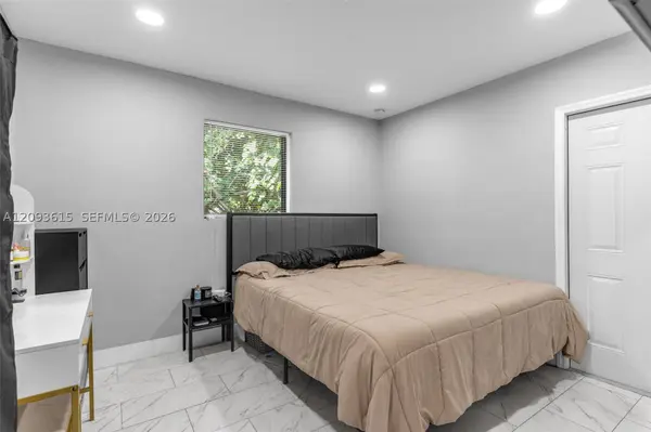 15100 NE 14th Ct #15100, North Miami Beach, FL 33162