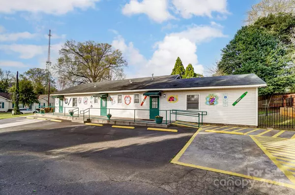 229 S Fox ST, Charlotte, NC 28204