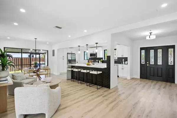 1157 SW 4th Ave, Pompano Beach, FL 33060