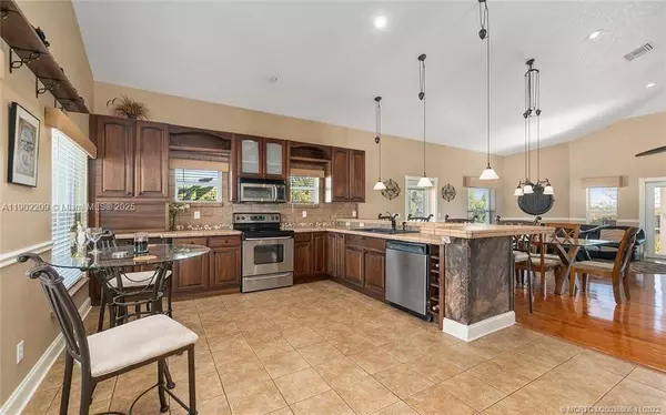 12350 Cessna Ter, Port St. Lucie, FL 34987