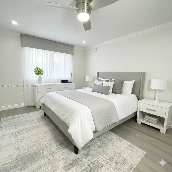 2401 Riverside Dr #313-B, Coral Springs, FL 33065