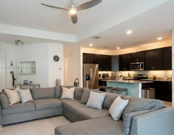 312 NW 36th Ave, Pompano Beach, FL 33069