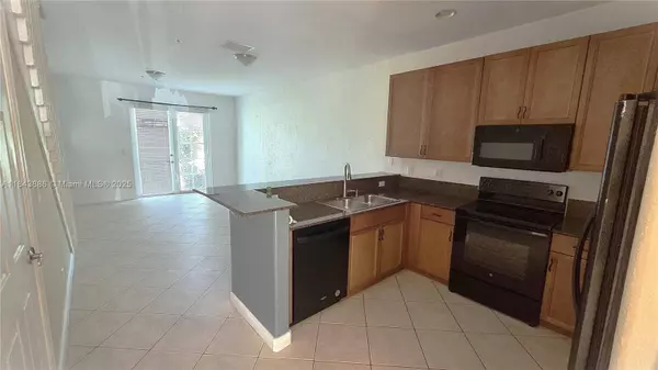 4605 SW 75th Way #4605, Davie, FL 33314