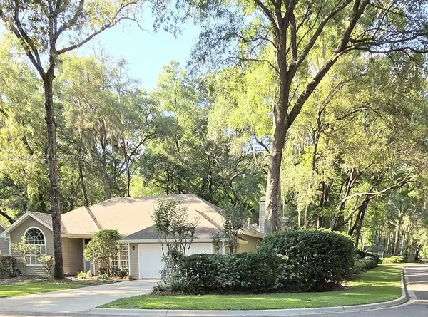 9906 SW 42nd RD, Gainesville, FL 32608
