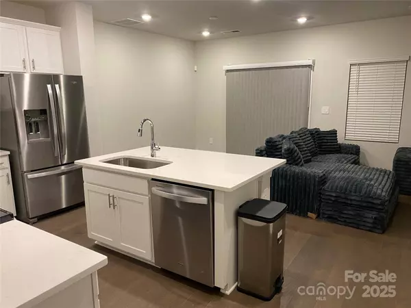 6110 Starview TER, Charlotte, NC 28216