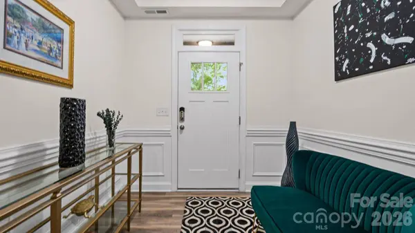 10406 Glenmere Creek CIR, Charlotte, NC 28262