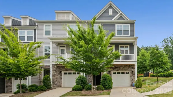 10406 Glenmere Creek CIR, Charlotte, NC 28262