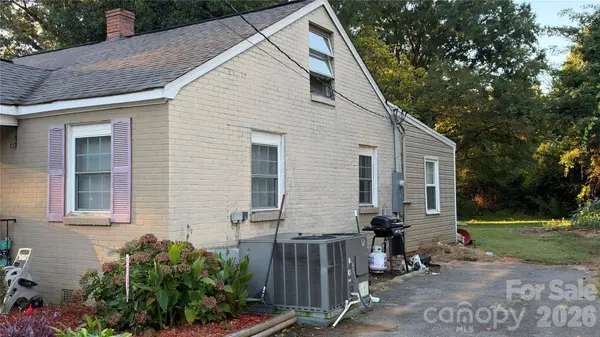 523 W 28th ST, Charlotte, NC 28206