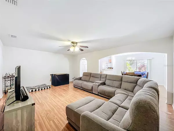 4732 ASHBURN POND WAY, Tampa, FL 33610