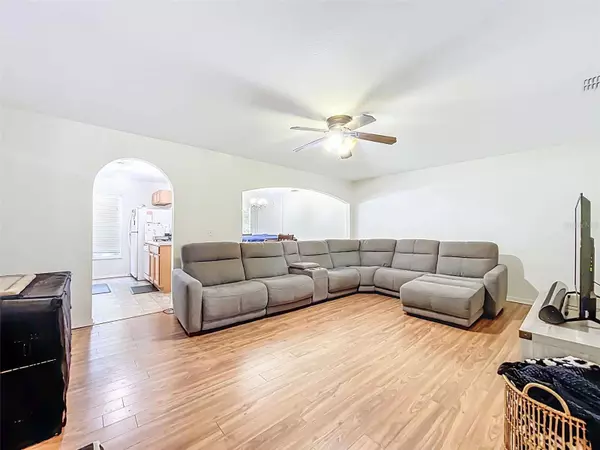 4732 ASHBURN POND WAY, Tampa, FL 33610