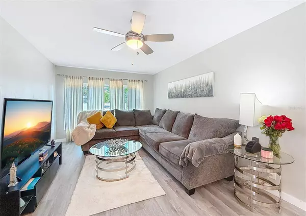 1859 OKLAHOMA AVE NE, St Petersburg, FL 33703