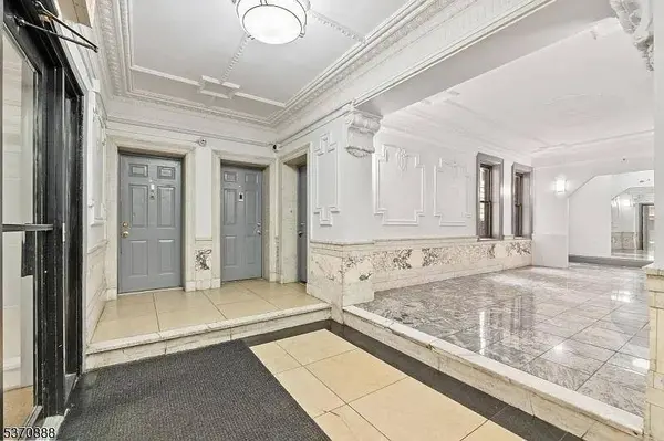 275 HARRISON AVE  #B1, Jc Journal Square, NJ 07304