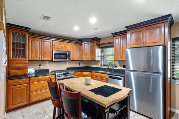 878 ELGIN DR, Winter Springs, FL 32708