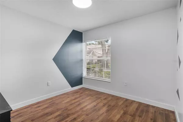 1645 WINDSOR OAK CT, Kissimmee, FL 34744